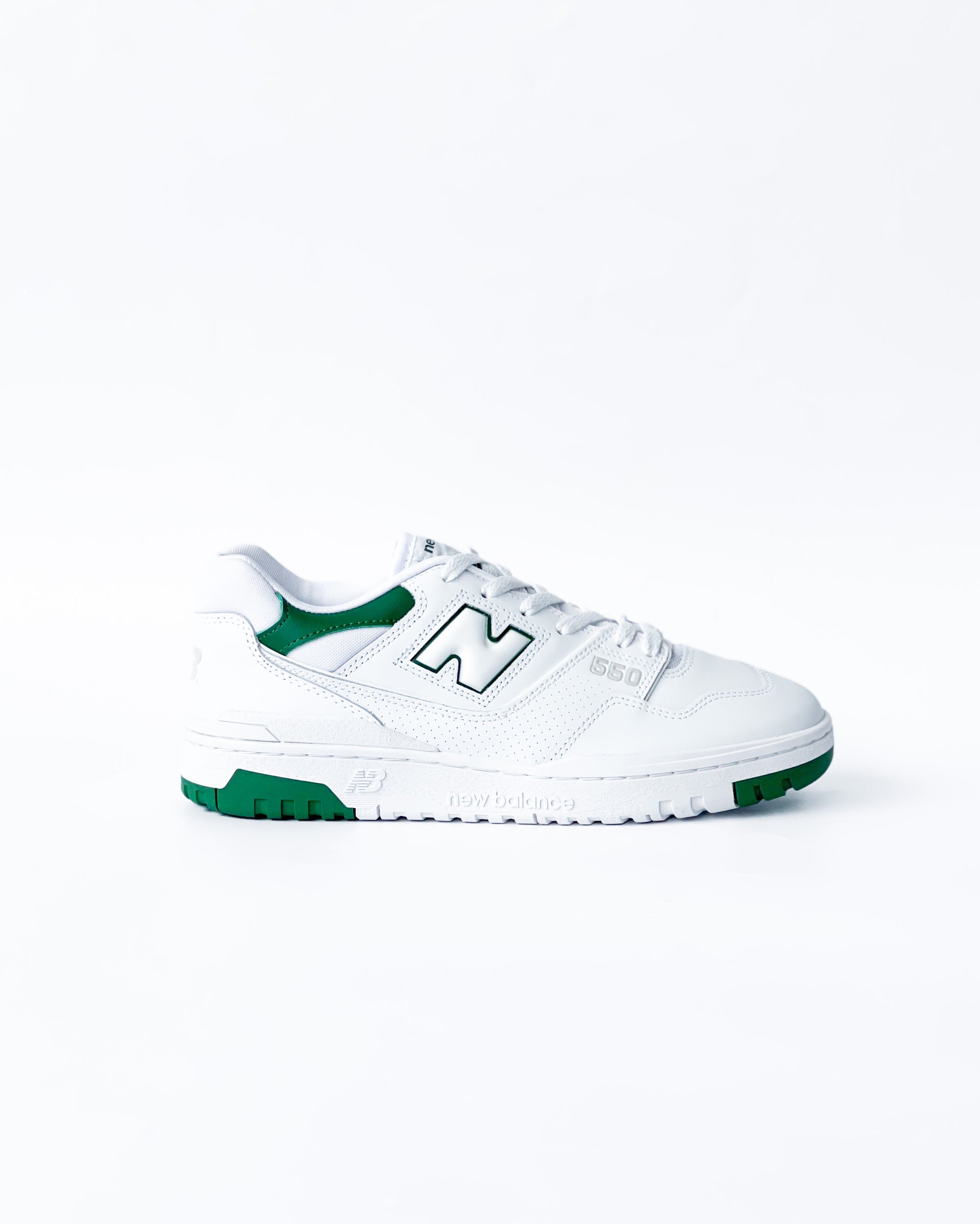 【NEW BALANCE】BB550SWB