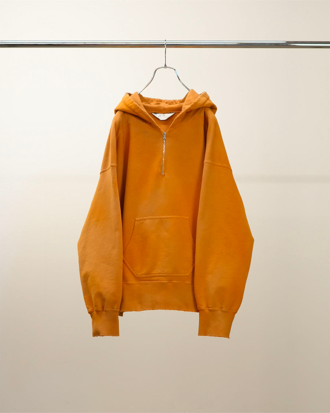 【ANCELLM】HALF ZIP HOODIE - YELLOW