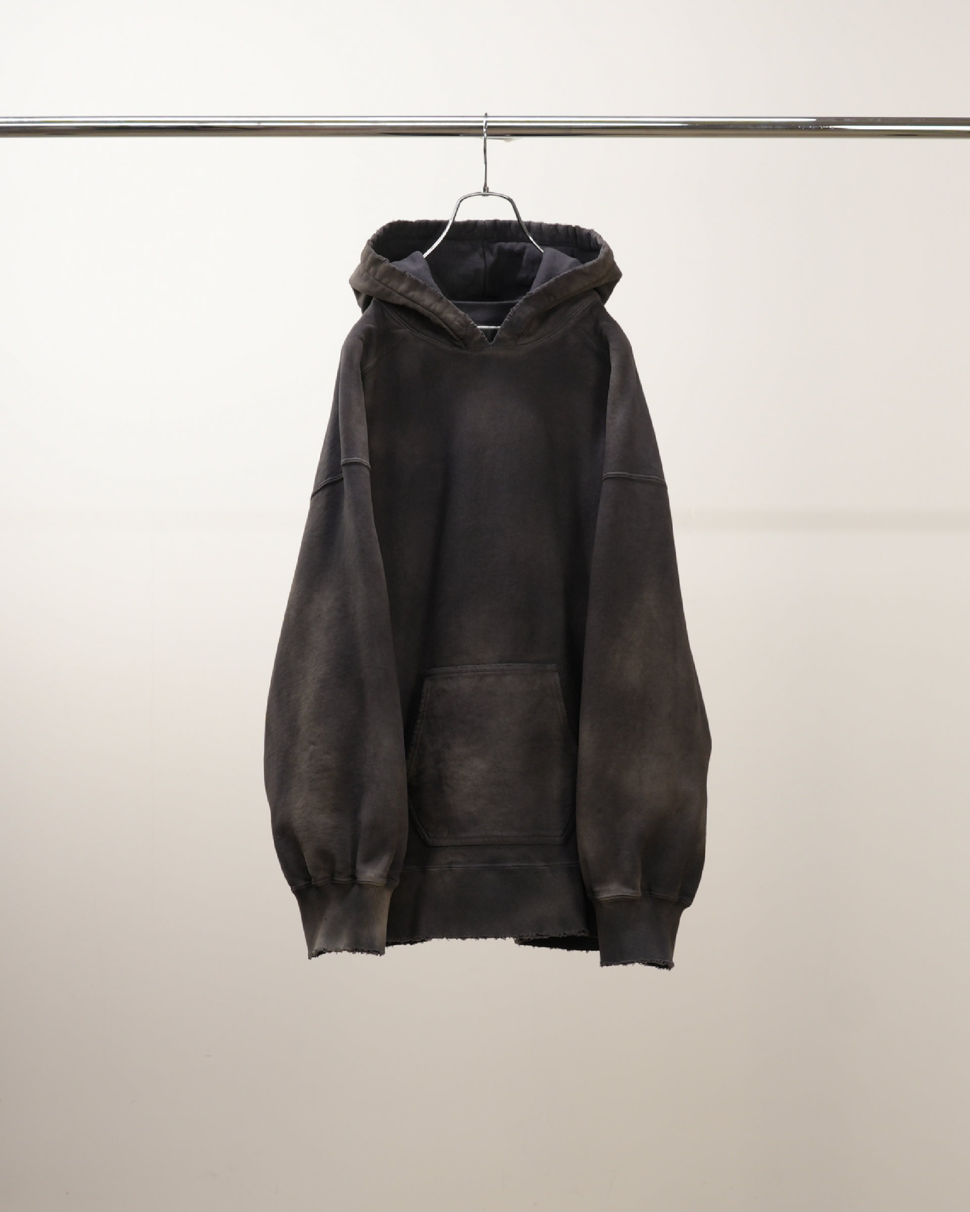 【ANCELLM】SWITCHING HOODIE - BLACK