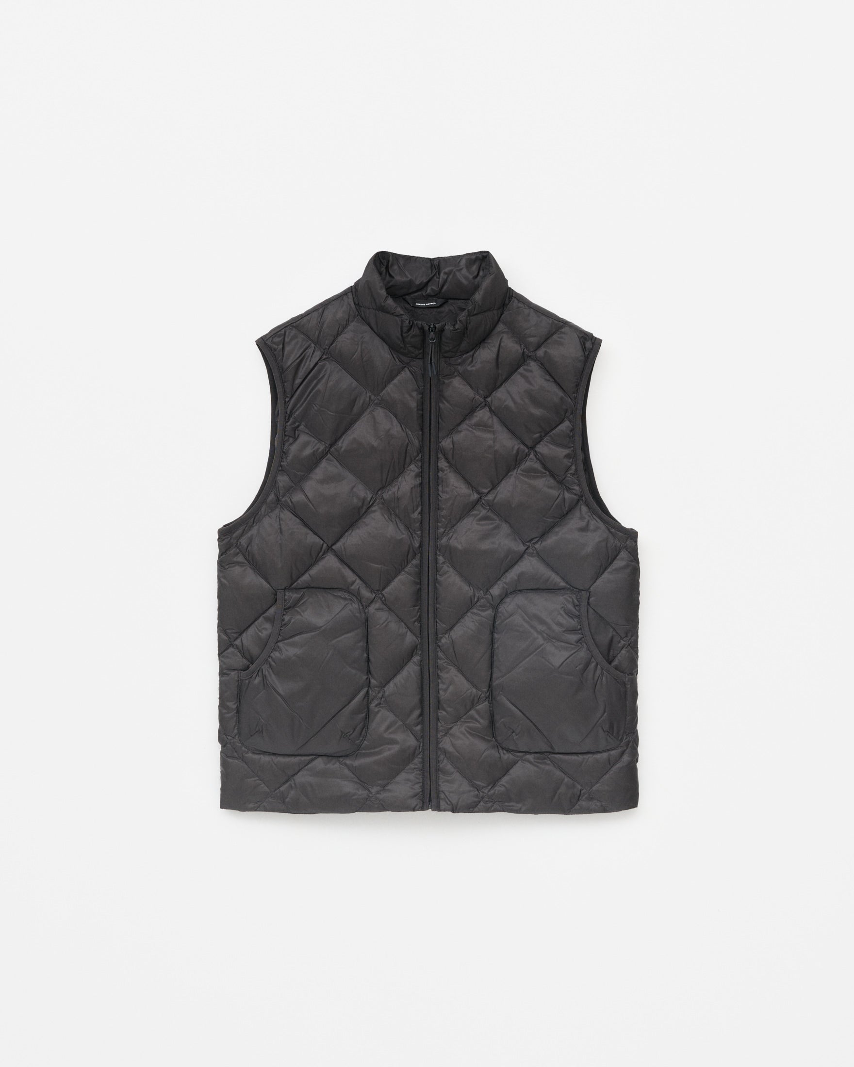 HIKING PATROL】BASE LT DOWN VEST - CHARCOAL BLACK