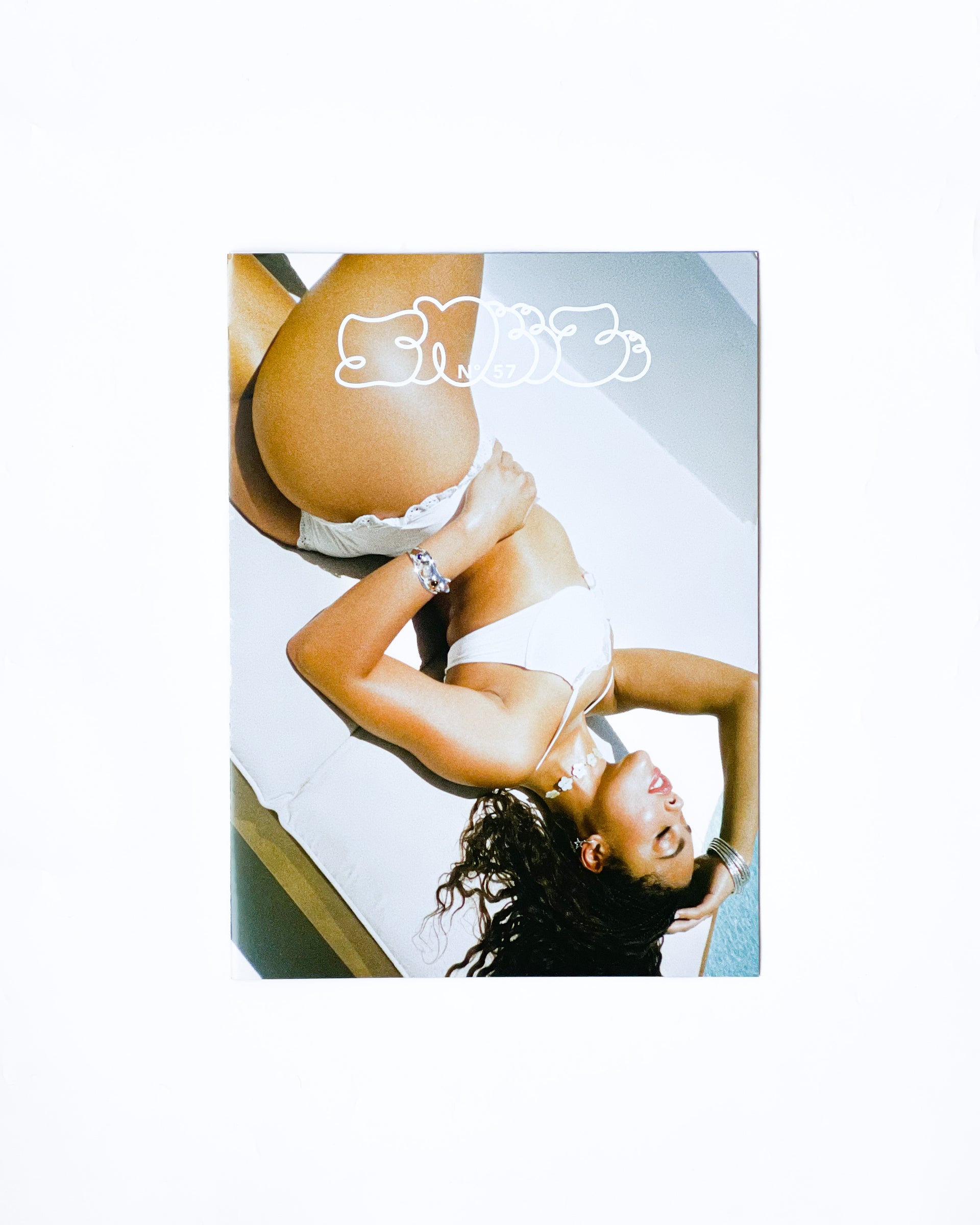 【SNEEZE MAGAZINE】SNEEZE N°57 SUMMER 2023