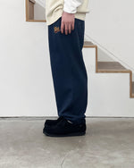 Load image into Gallery viewer, 【THISISNEVERTHAT】THAT SIGN SWEATPANT - NAVY
