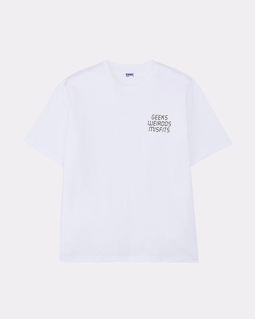 [NEW YOURS] GRAPHIC TEE / NWYRS UC - WHITE
