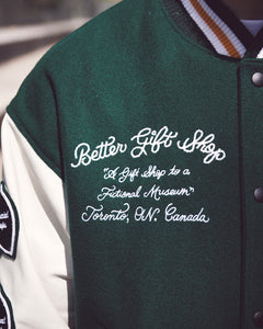 [BETTERᵀᴹ GIFT SHOP] “GALLERY AND GIFT SHOP” 2023 LEATHER VARSITY JACKET - GREEN