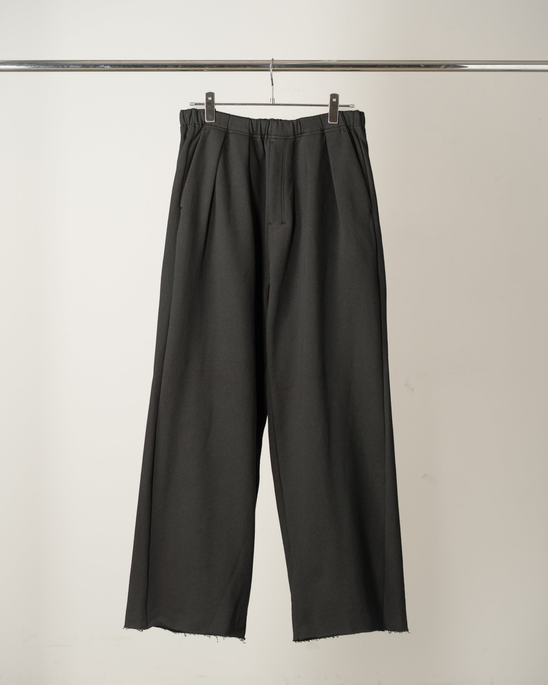 【ANCELLM】SWEAT SLACKS - BLACK