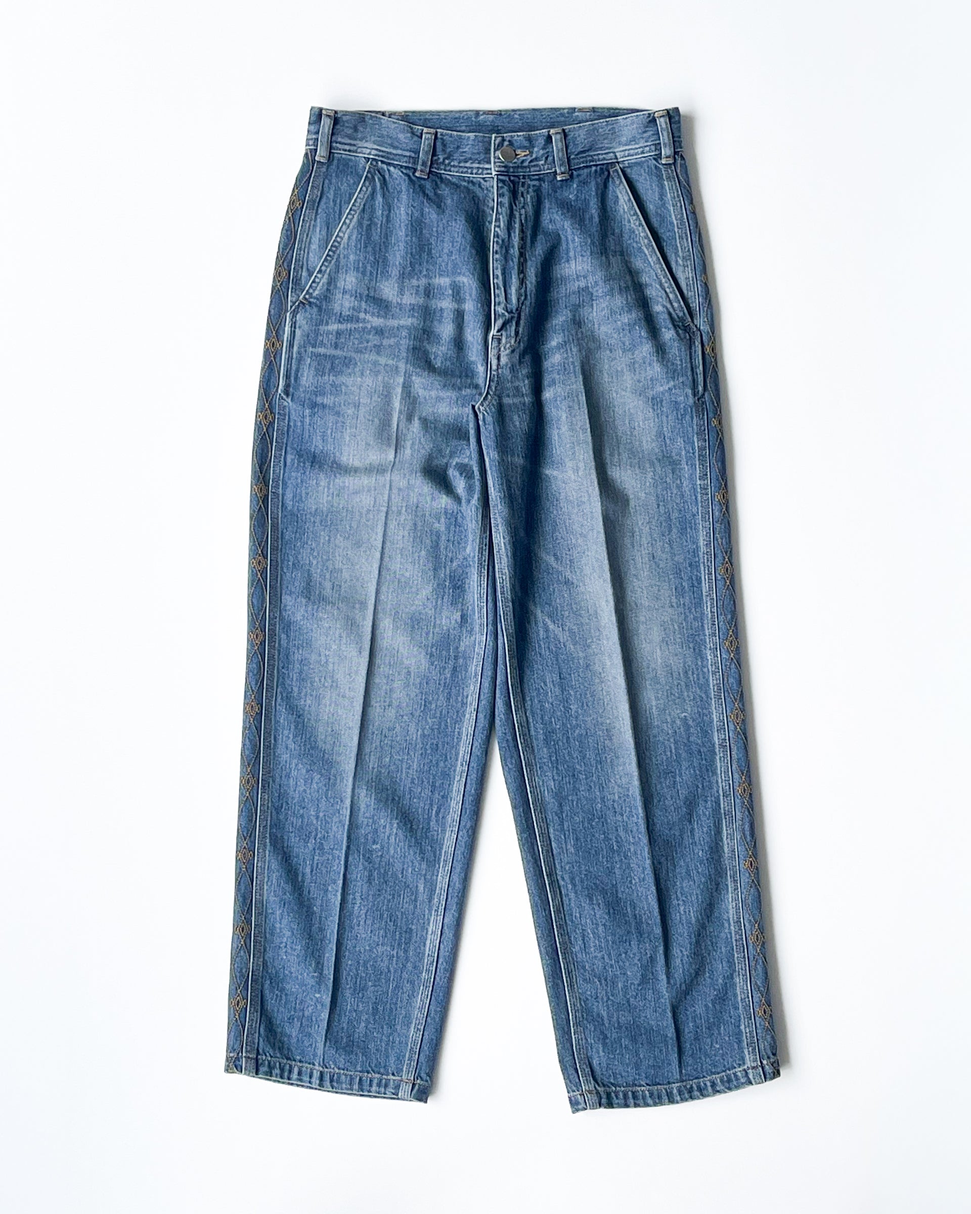 【SARTO】DENIM EMBROIDERY SIDE PANEL TROUSERS - INDIGO