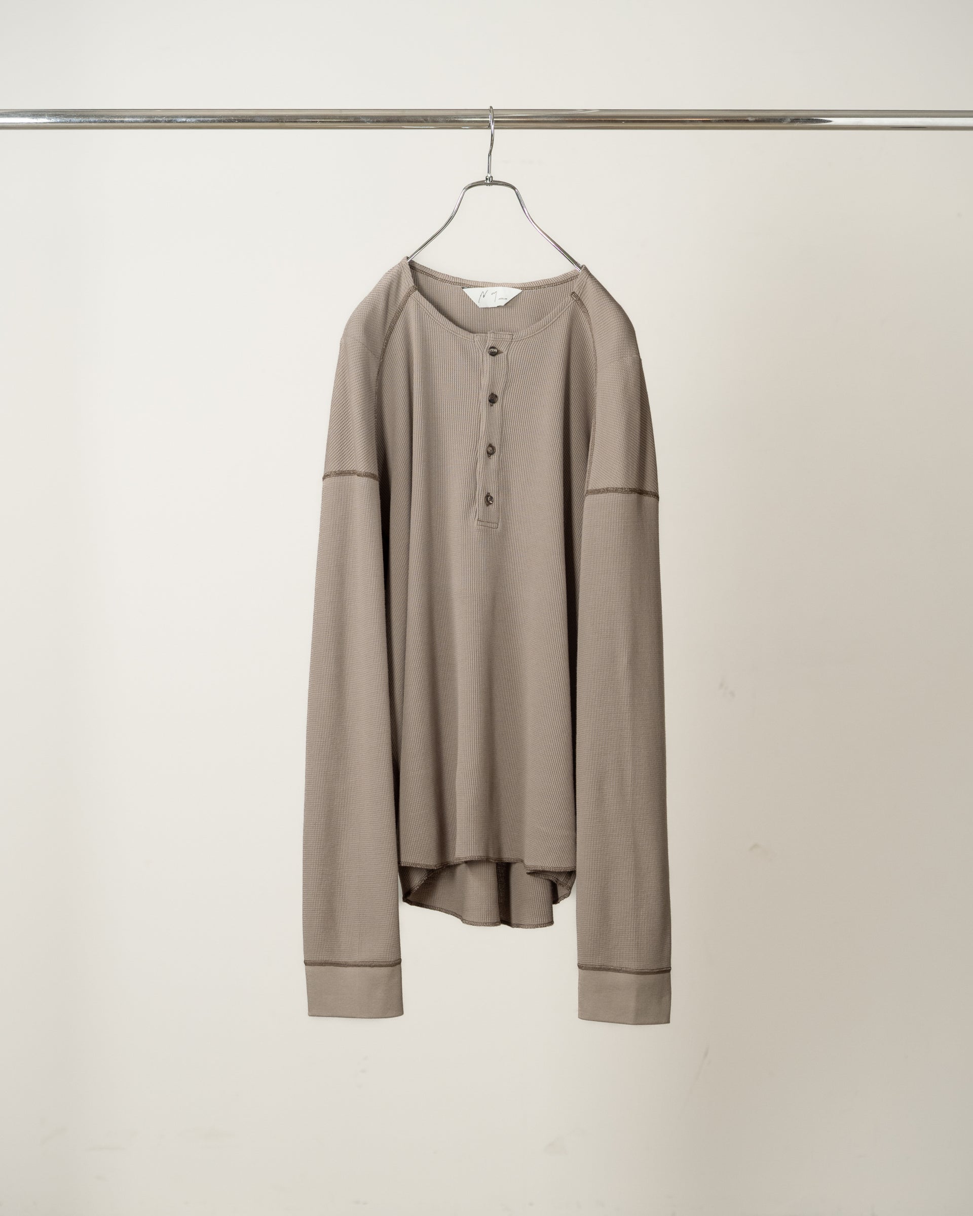【ANCELLM】C/CA HENLEY LS T-SHIRT - SAND