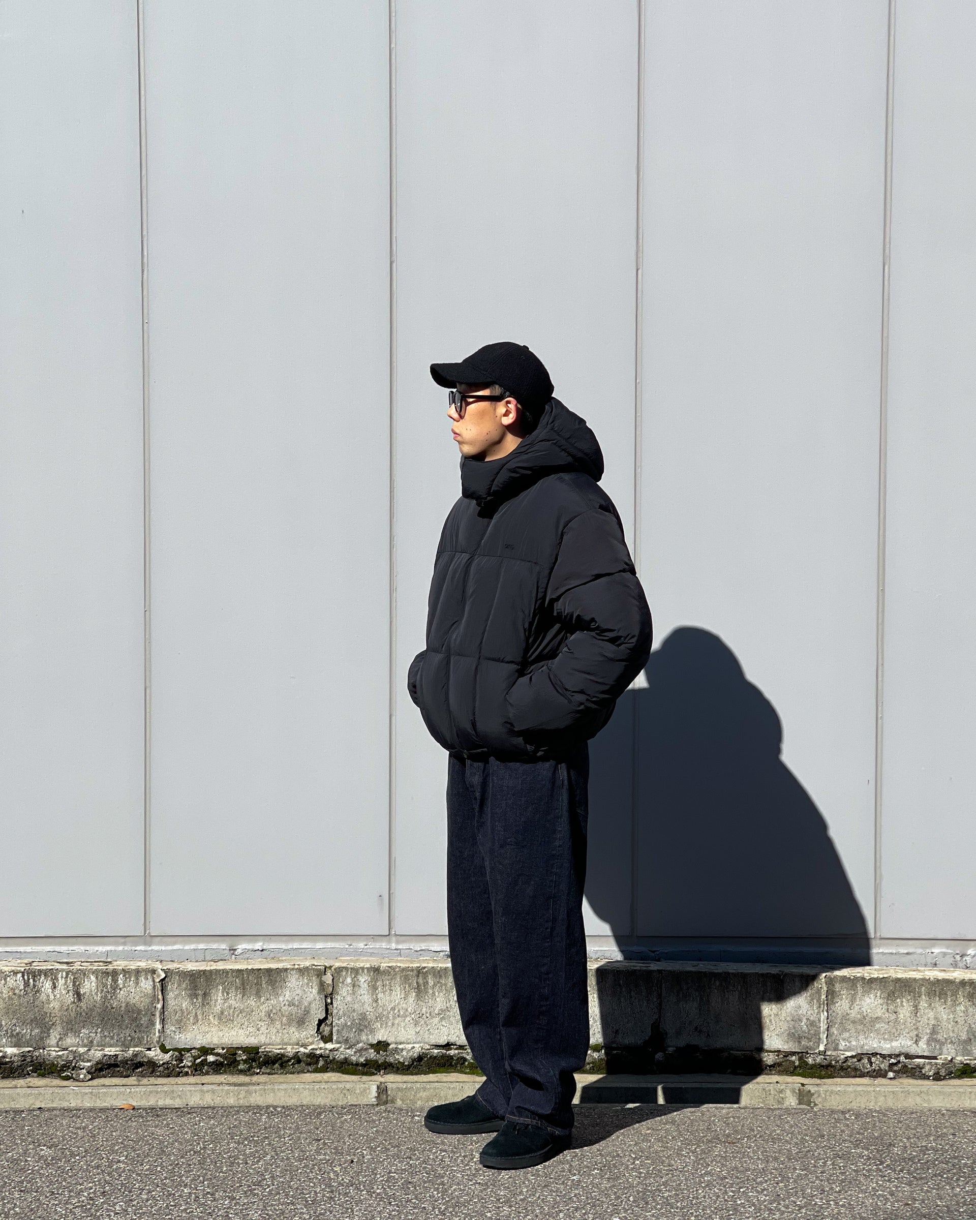 【ARTE ANTWERP】SPECIAL CUTS PUFFER JACKET - BLACK