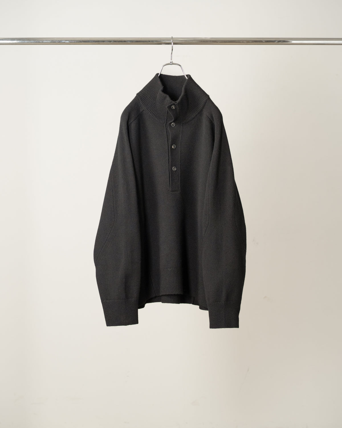 【ANCELLM】BUTTON-FRONT KNIT BLOUSON - BLACK