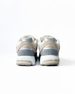 Load image into Gallery viewer, [NEW BALANCE] M2002RSI - BEIGE
