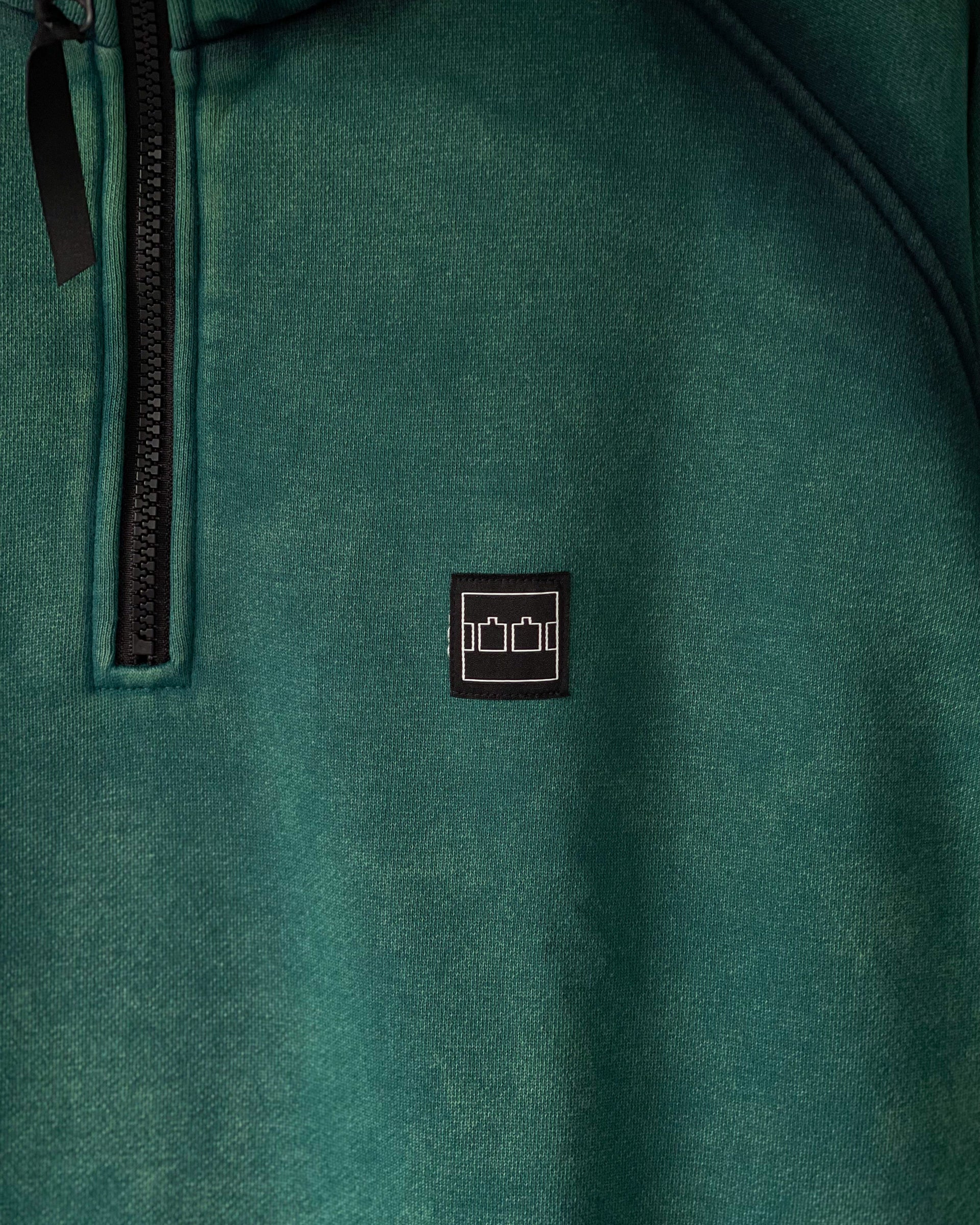 [THE TRILOGY TAPES] TTT SPRAY FUNNEL NECK - SEA MOSS GREEN/BLACK