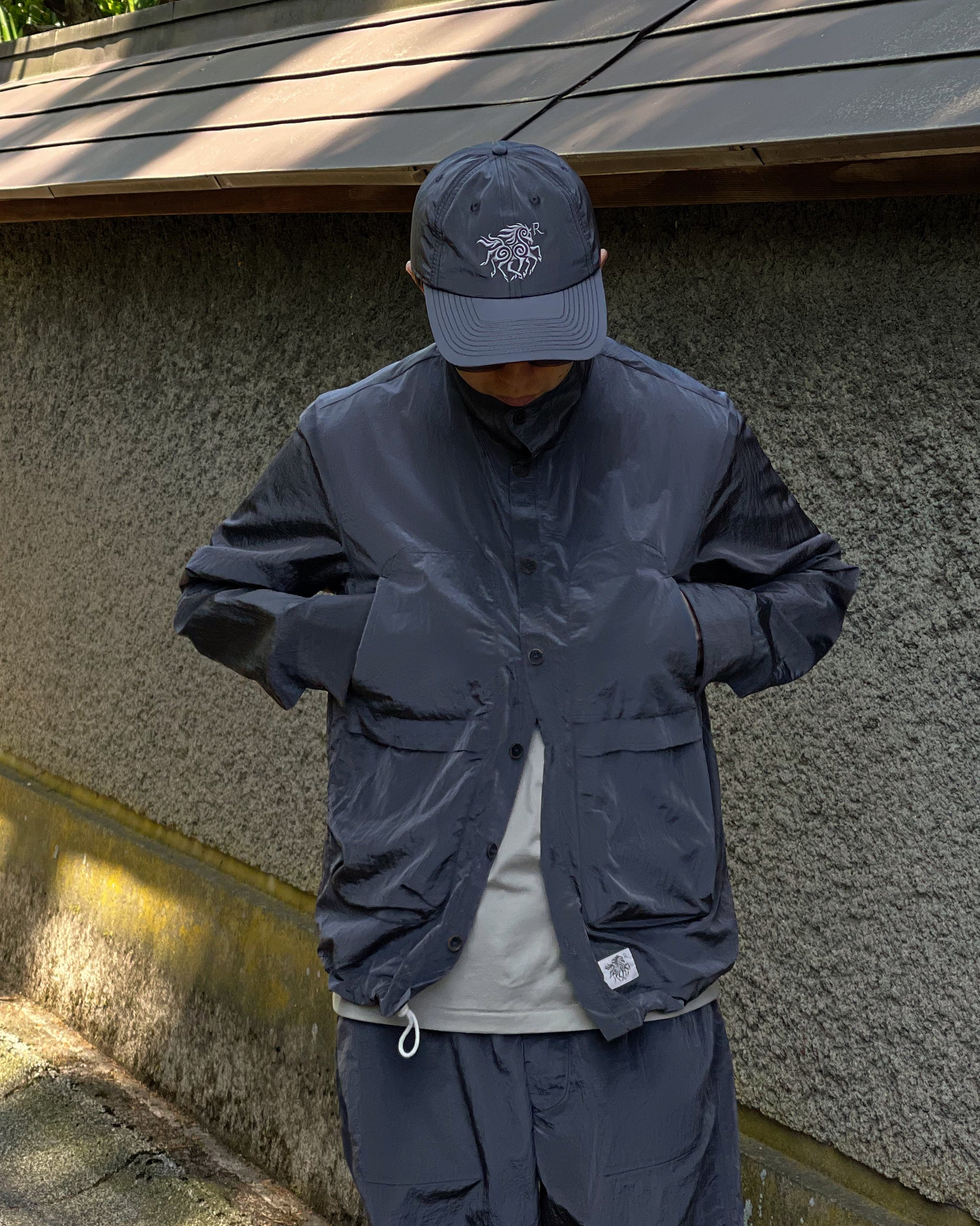 RANRA】EPITOME SHINY NYLON LS OVERSHIRT - PEAT
