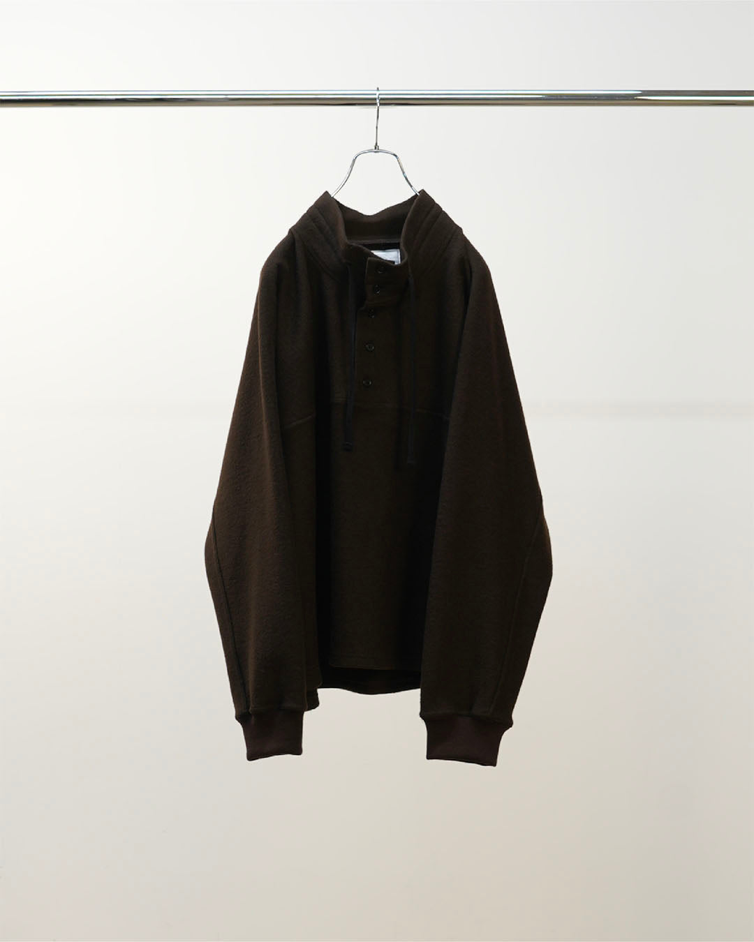 【ANCELLM】HENLEY PULL OVER SHIRT - D.BROWN