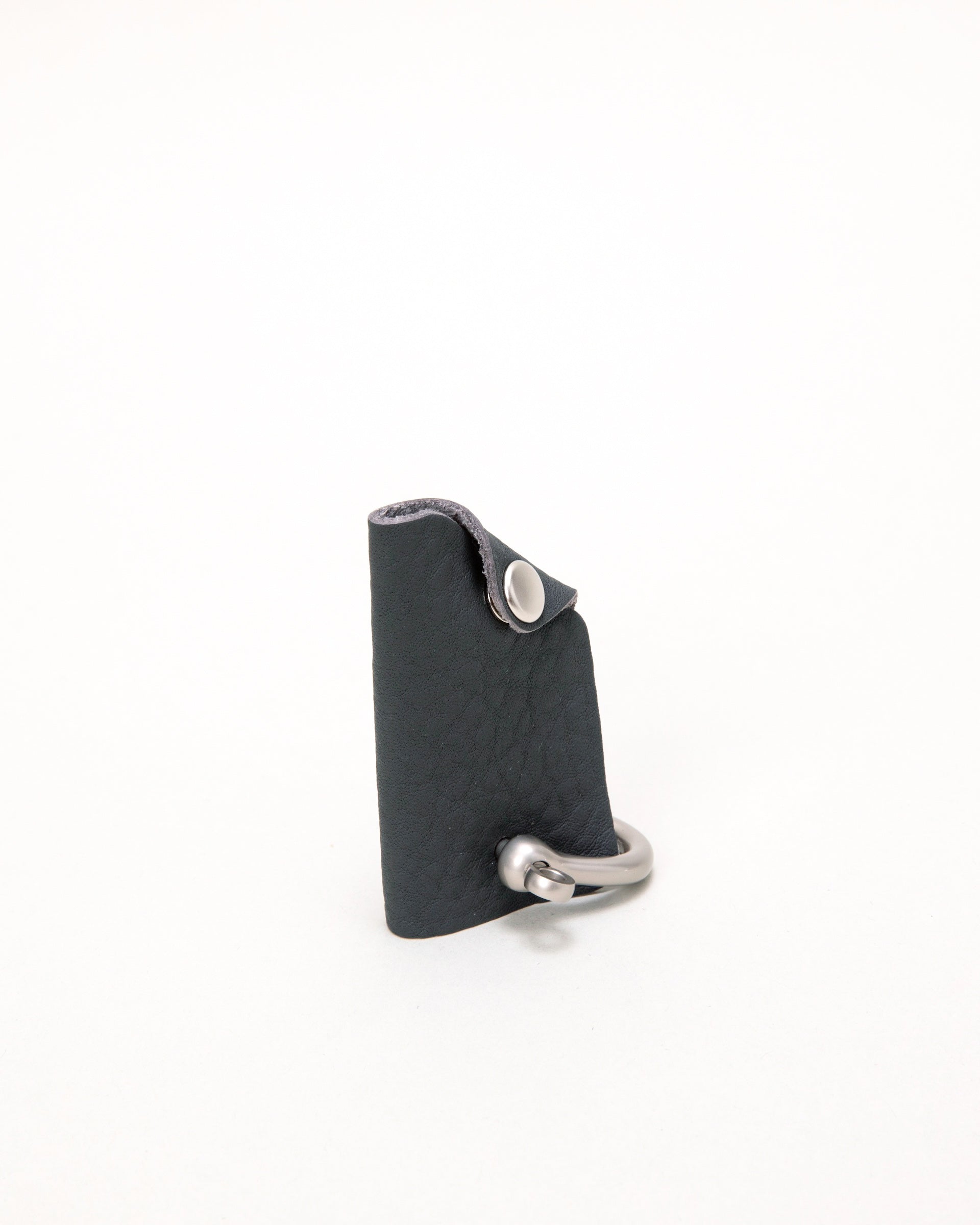 [ERA.]EO SHRINK SHACKLE KEY COVER - DARK GRAY