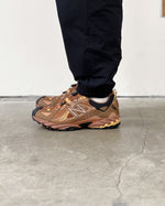 Load image into Gallery viewer, [NEW BALANCE] ML610XH - BROWN/WALNUT
