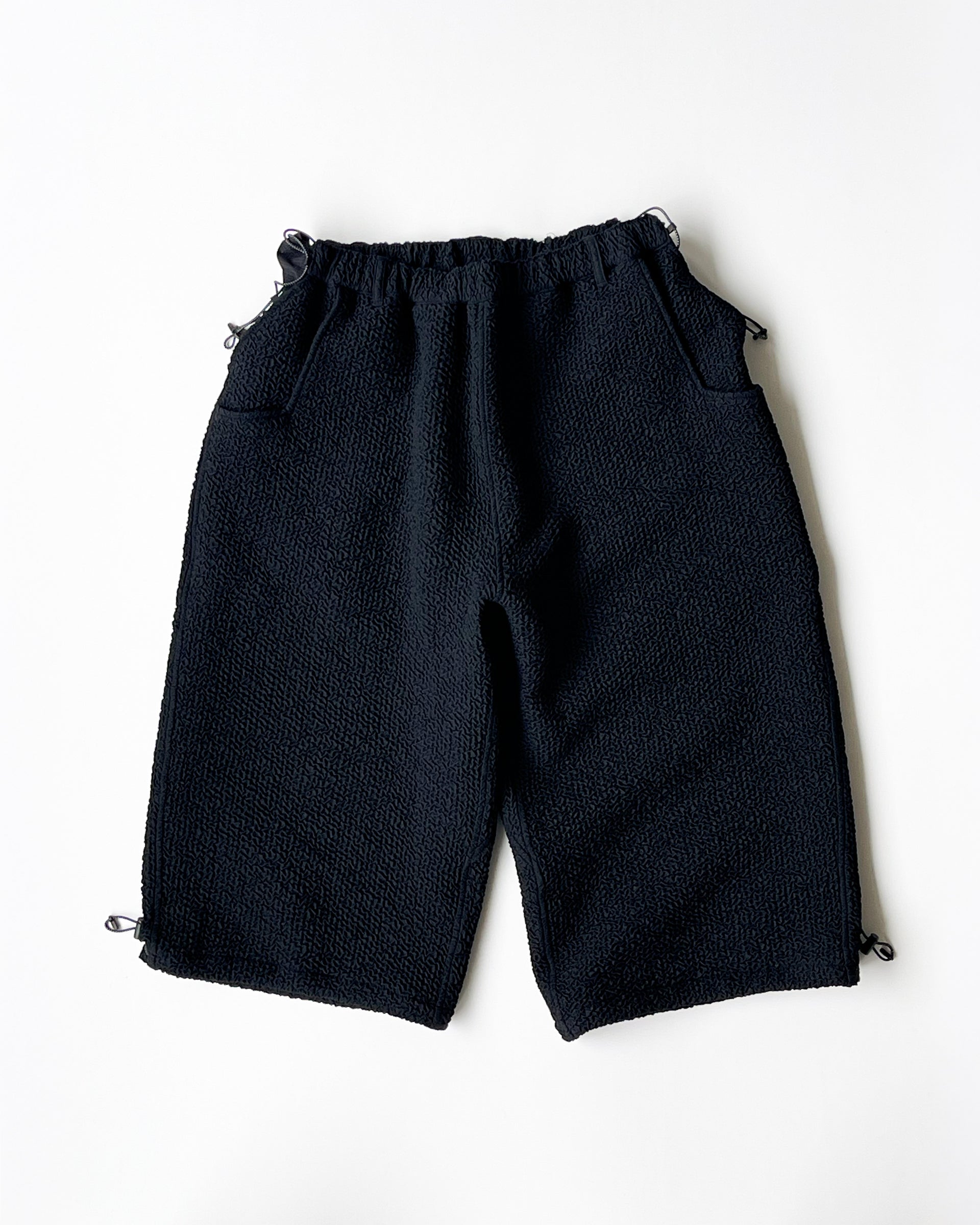 【PASTOR NOVA】CROSSCODE WIDE SHORTS - BLACK