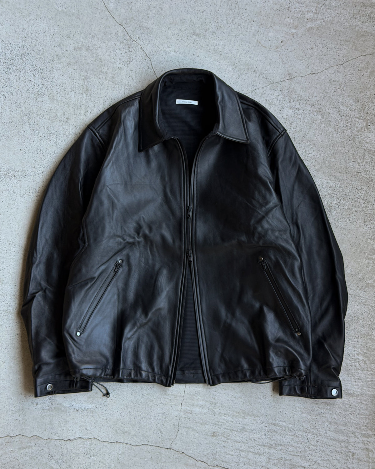 【PASTOR NOVA】DIAGONAL LEGACY JACKET - BLACK