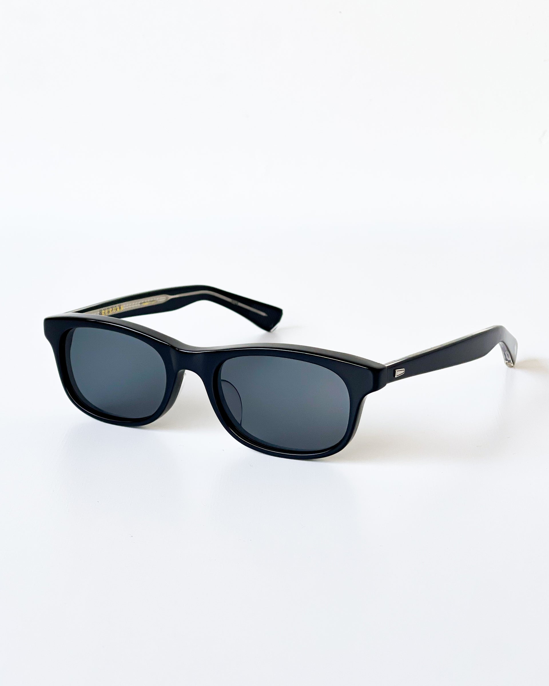 【EYEVAN】MATEO - PBKS-BK