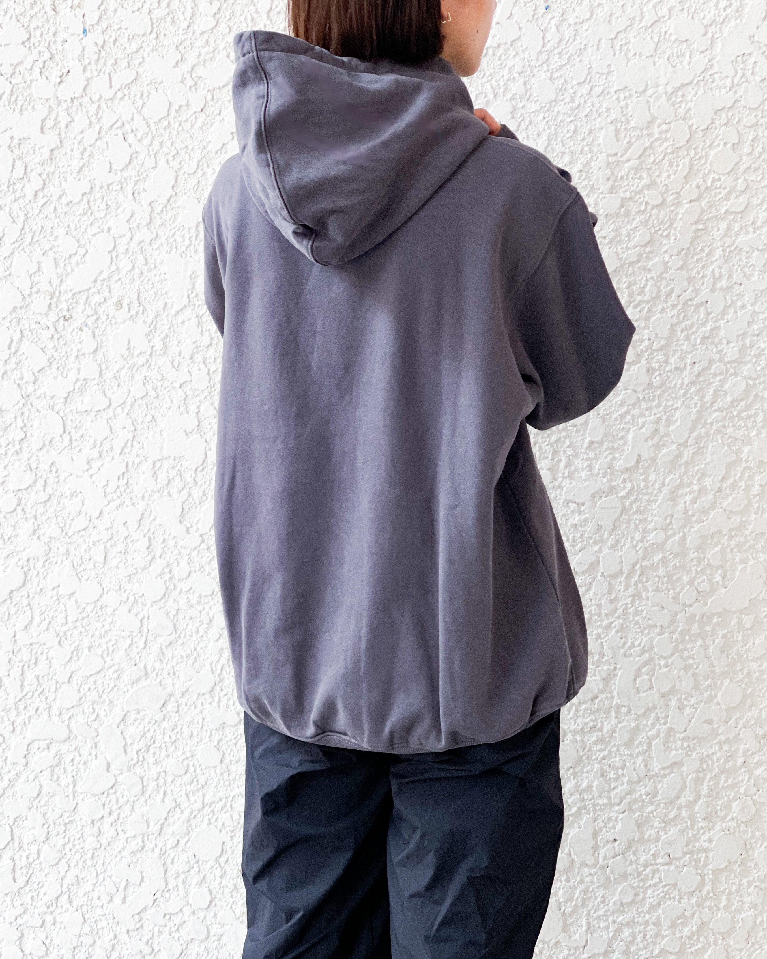 [THISISNEVERTHAT] T-LOGO HOODIE - DARK GRAY