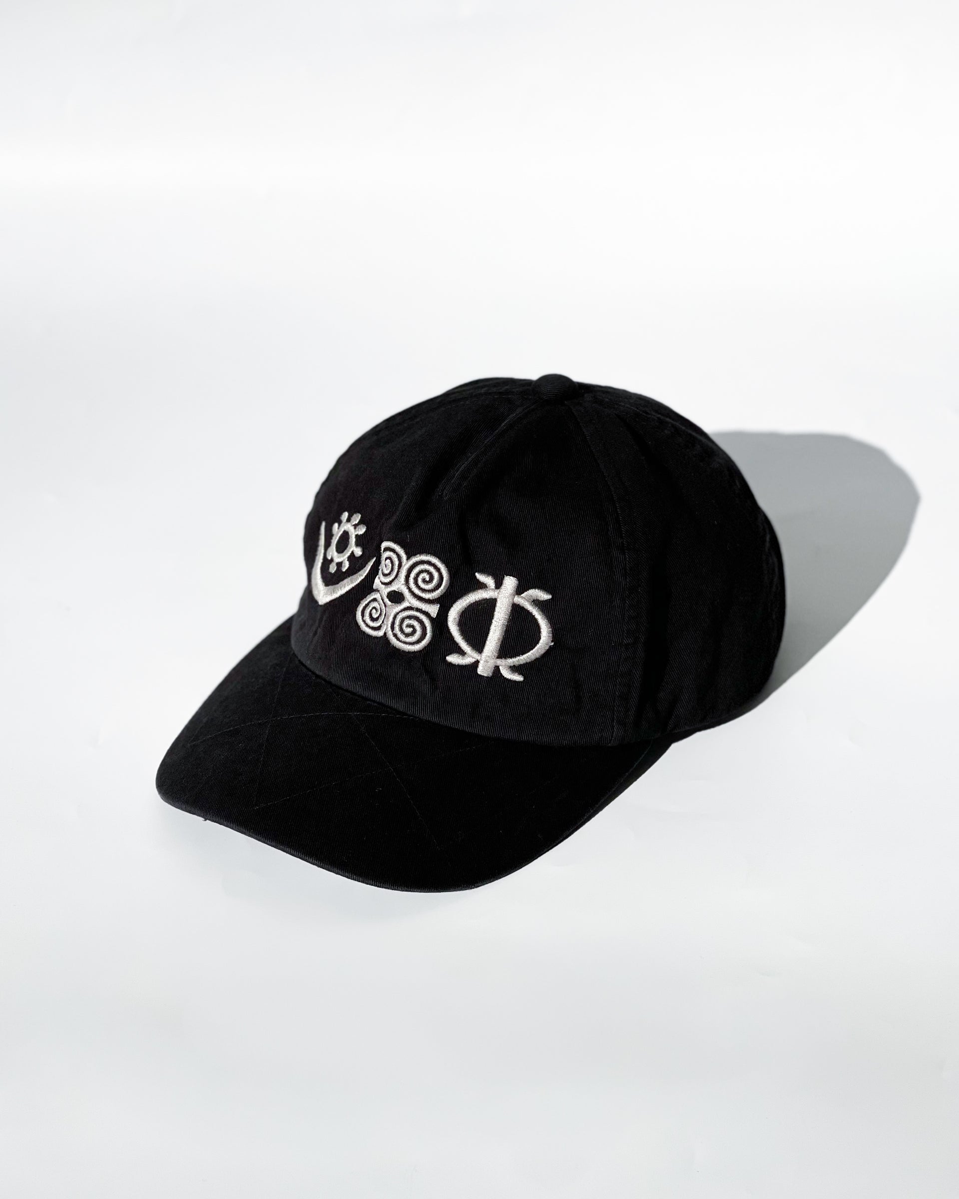 【LAMROF】ADINKRA SYMBOLS CAP - BLACK