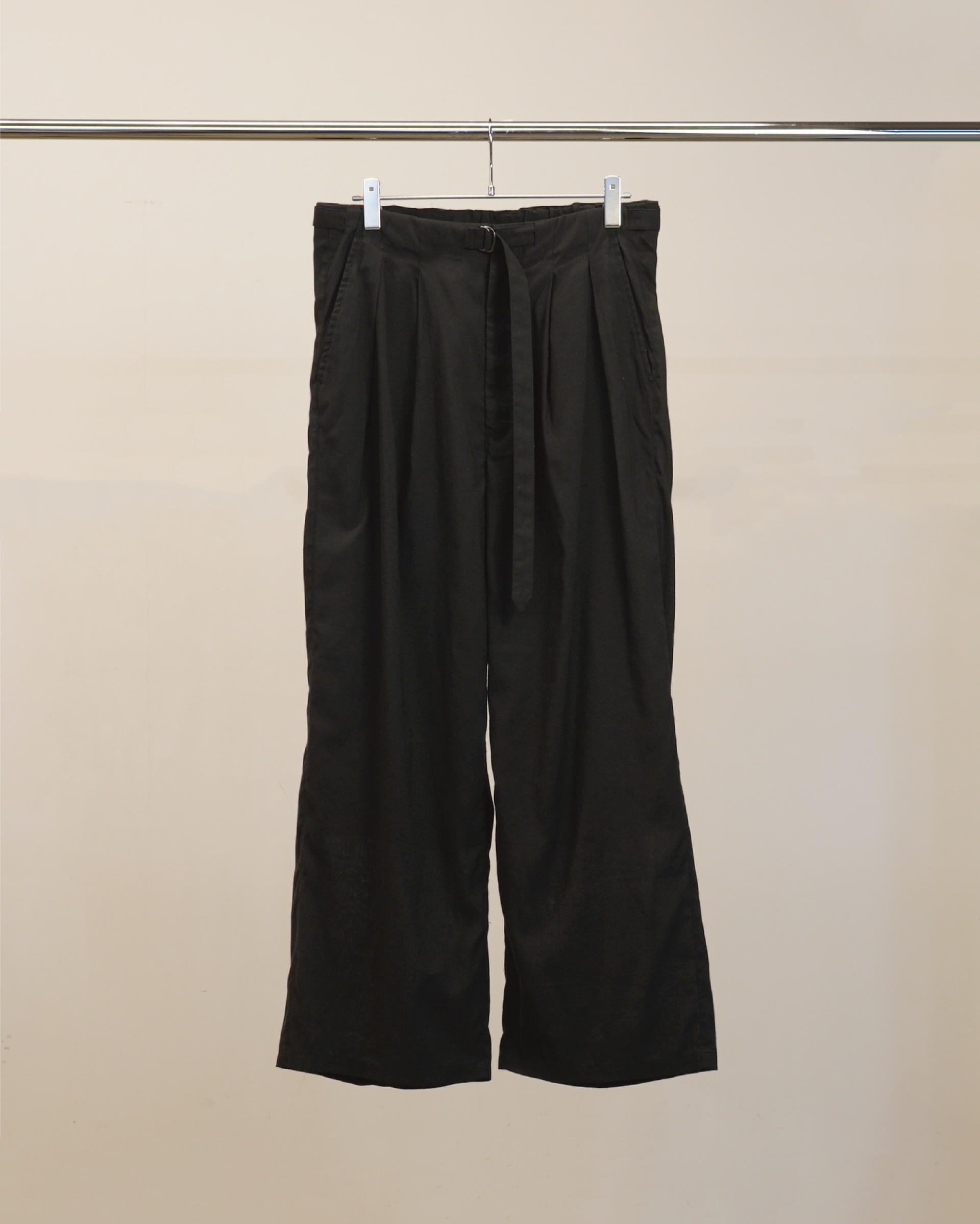 [ANCELLM]LINEN POPLIN BELT-LESS SLACKS - BLACK