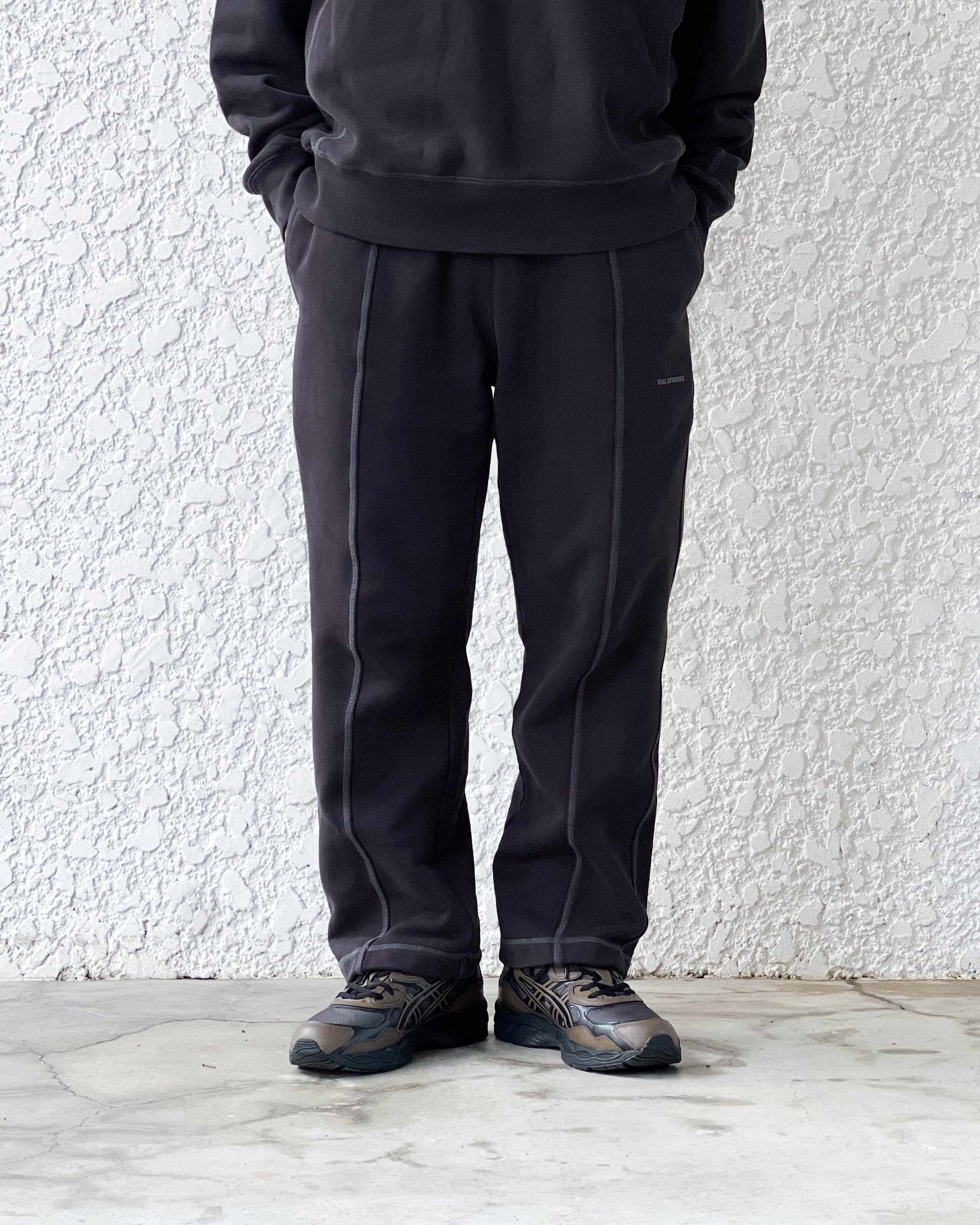【HAL STUDIOS】HAUS SWEATPANT - BLACK
