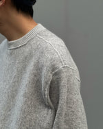 Load image into Gallery viewer, [BODHI] CASHMERE / COTTON RIVERSIBLE UPGRADE SWEATSHIRT - GRAY
