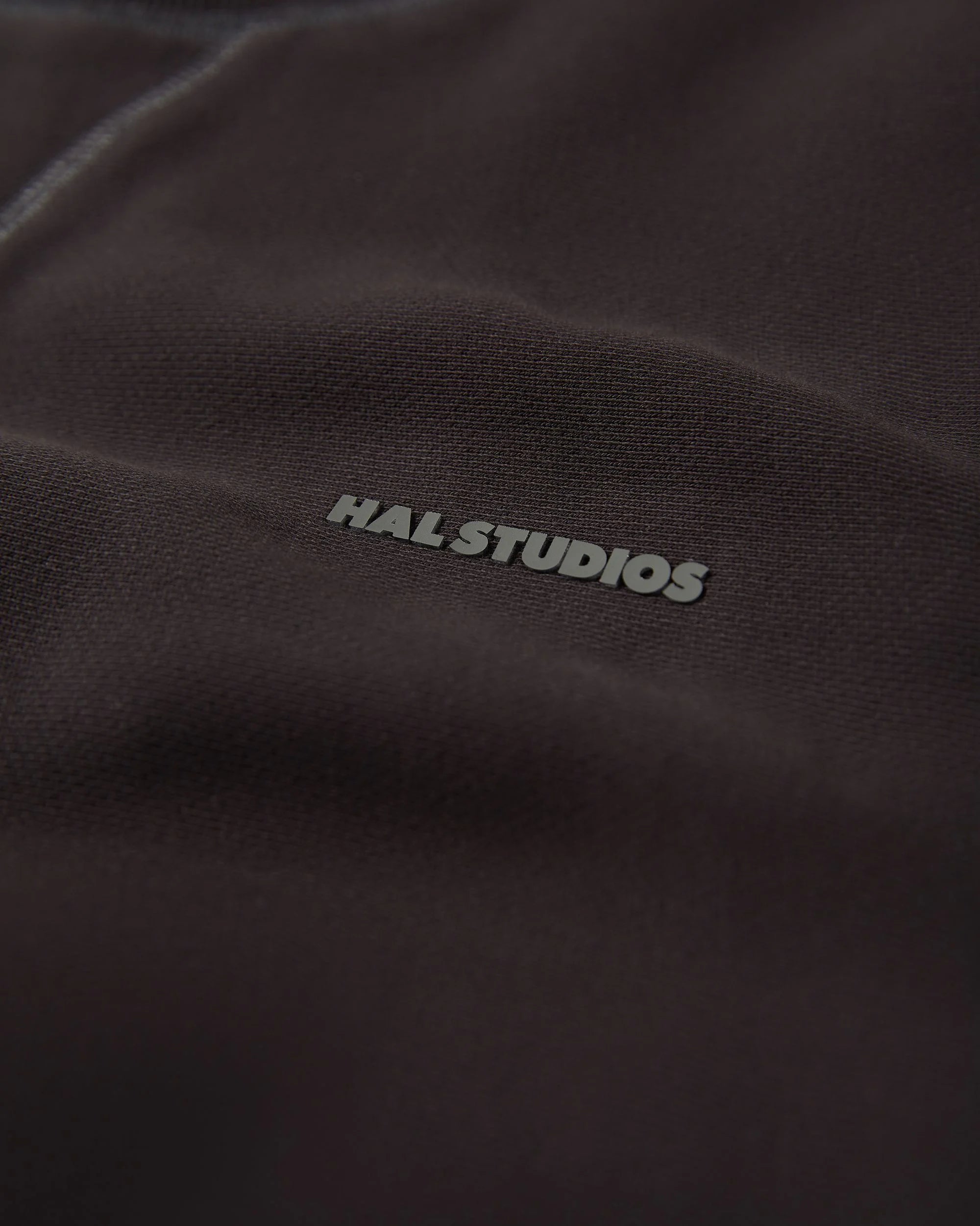 [HAL STUDIOS] HAUS CREWNECK SWEATSHIRT - BLACK 