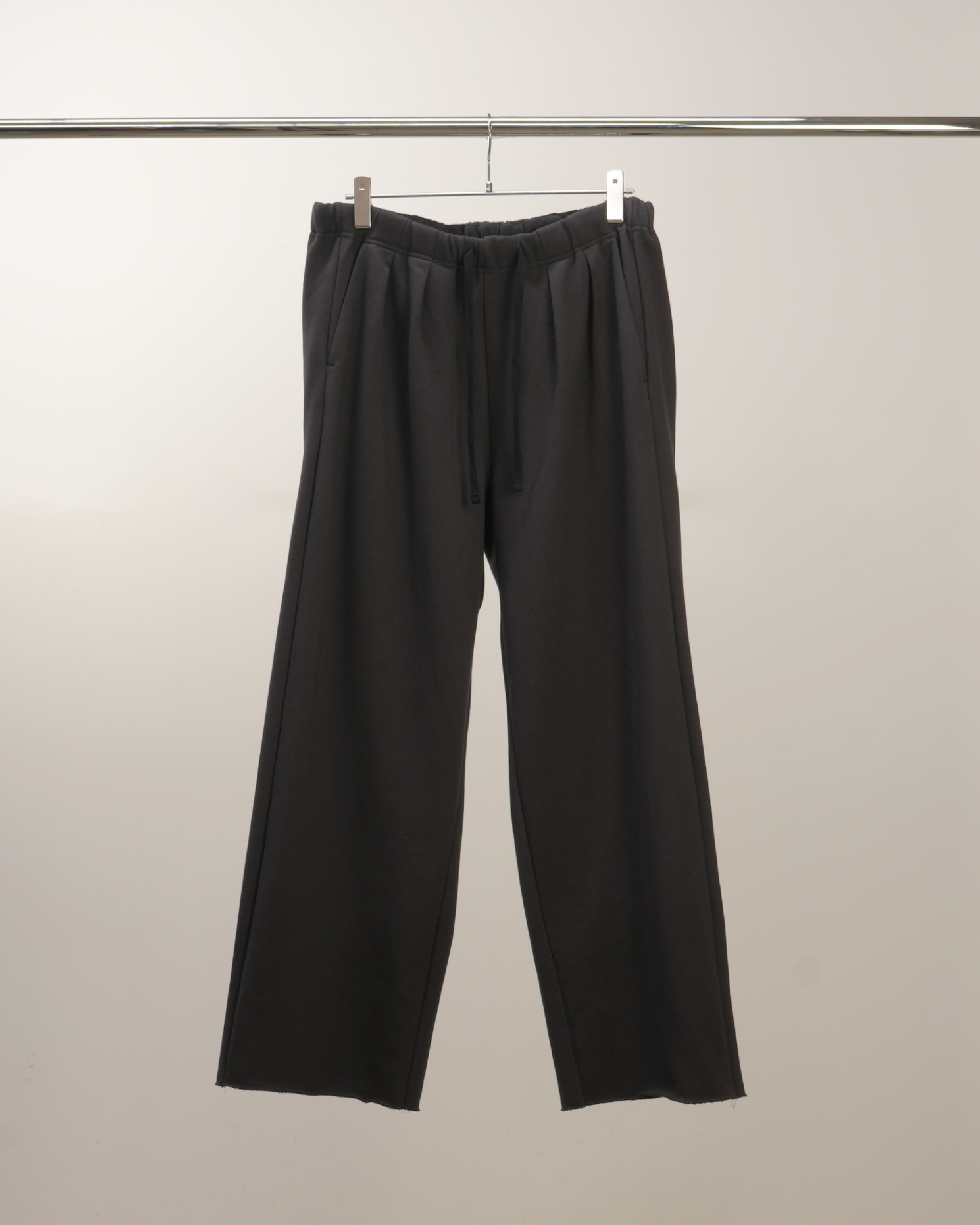 【SATIIIZ】Toffee Pintuck Wide Training Pants ddbd6b515cfac6a5ba19bfe6871b49