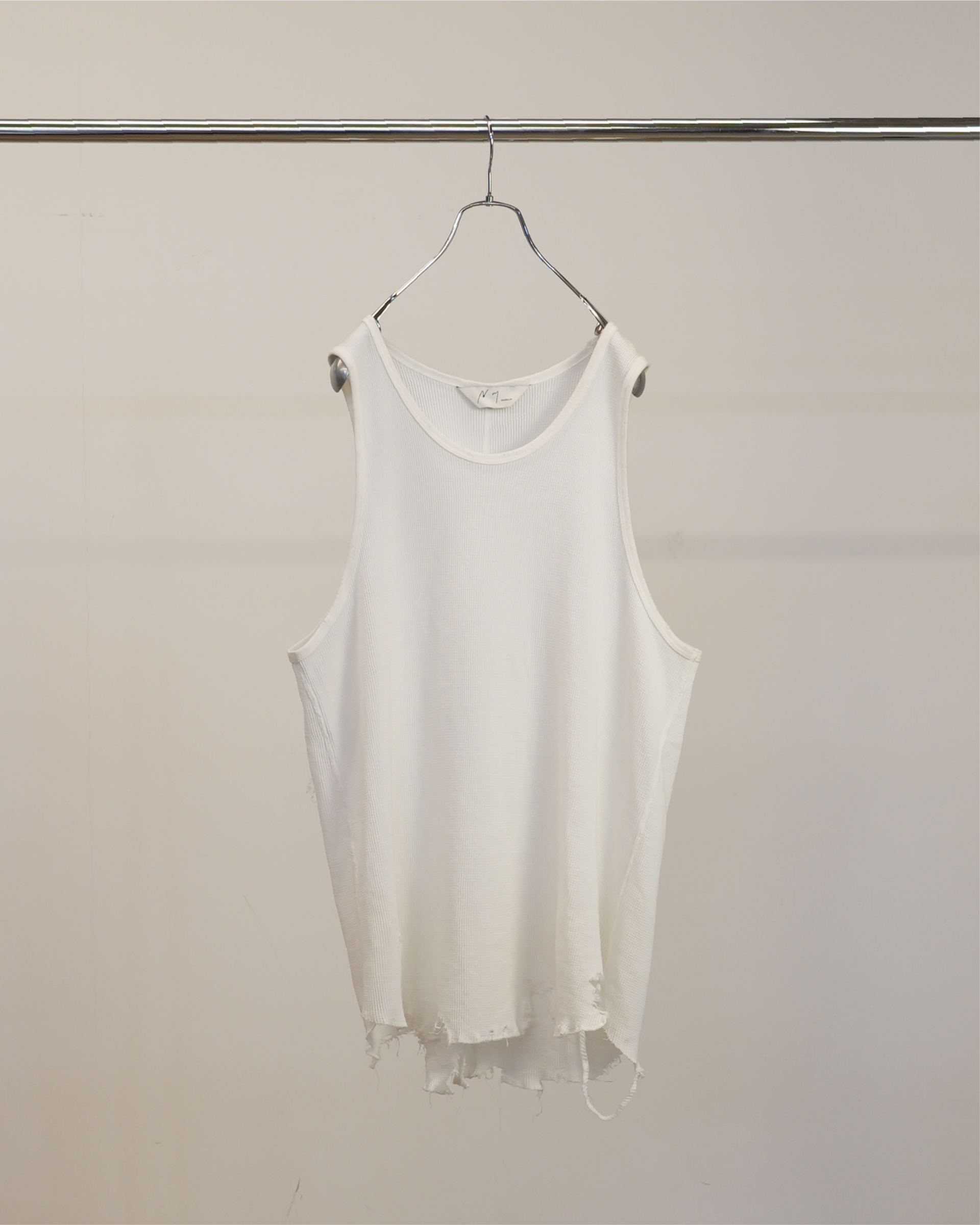 [ANCELLM] DAMAGED WAFFLE TANK - WHITE