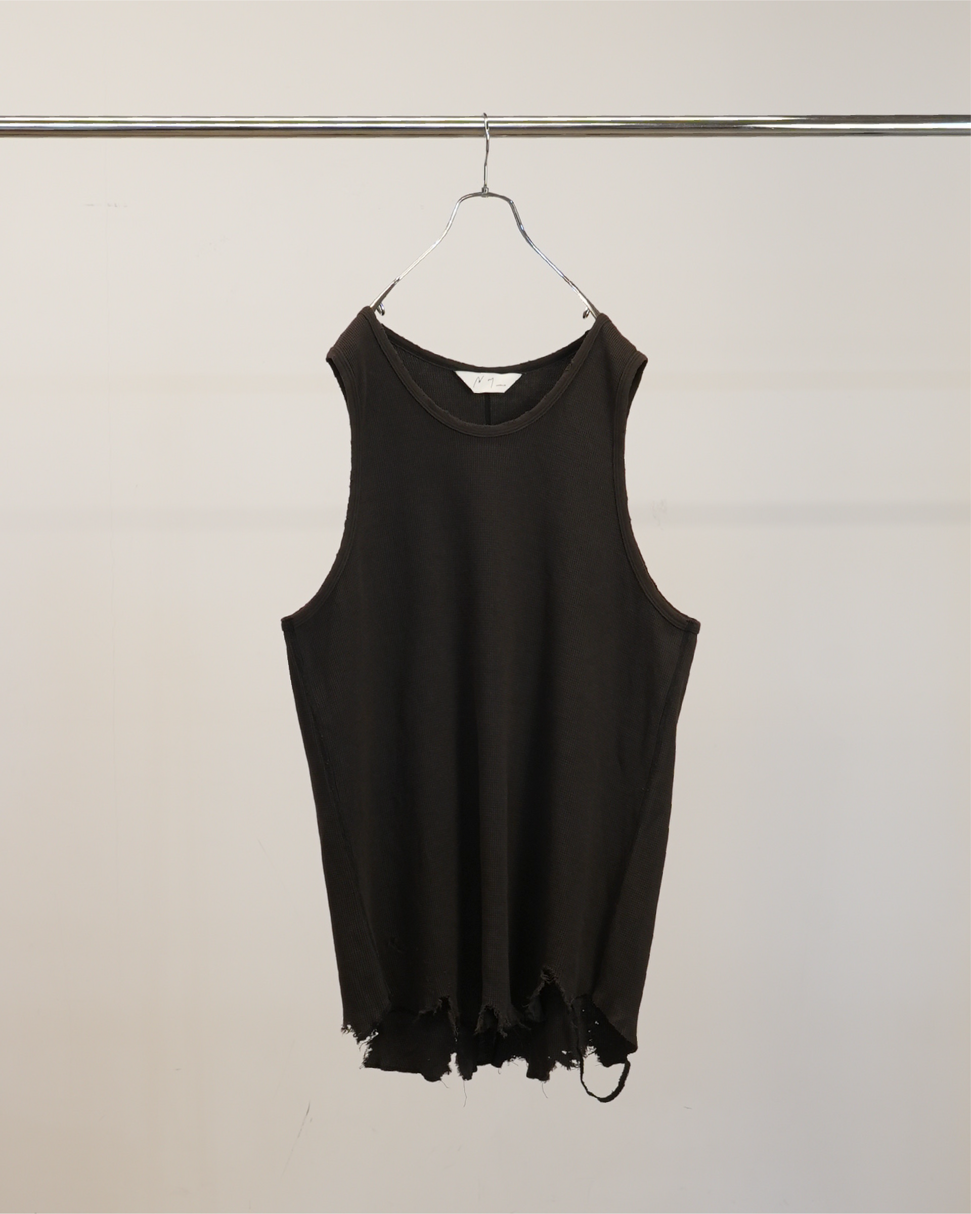 【ANCELLM】DAMAGED WAFFLE TANK - D.BROWN