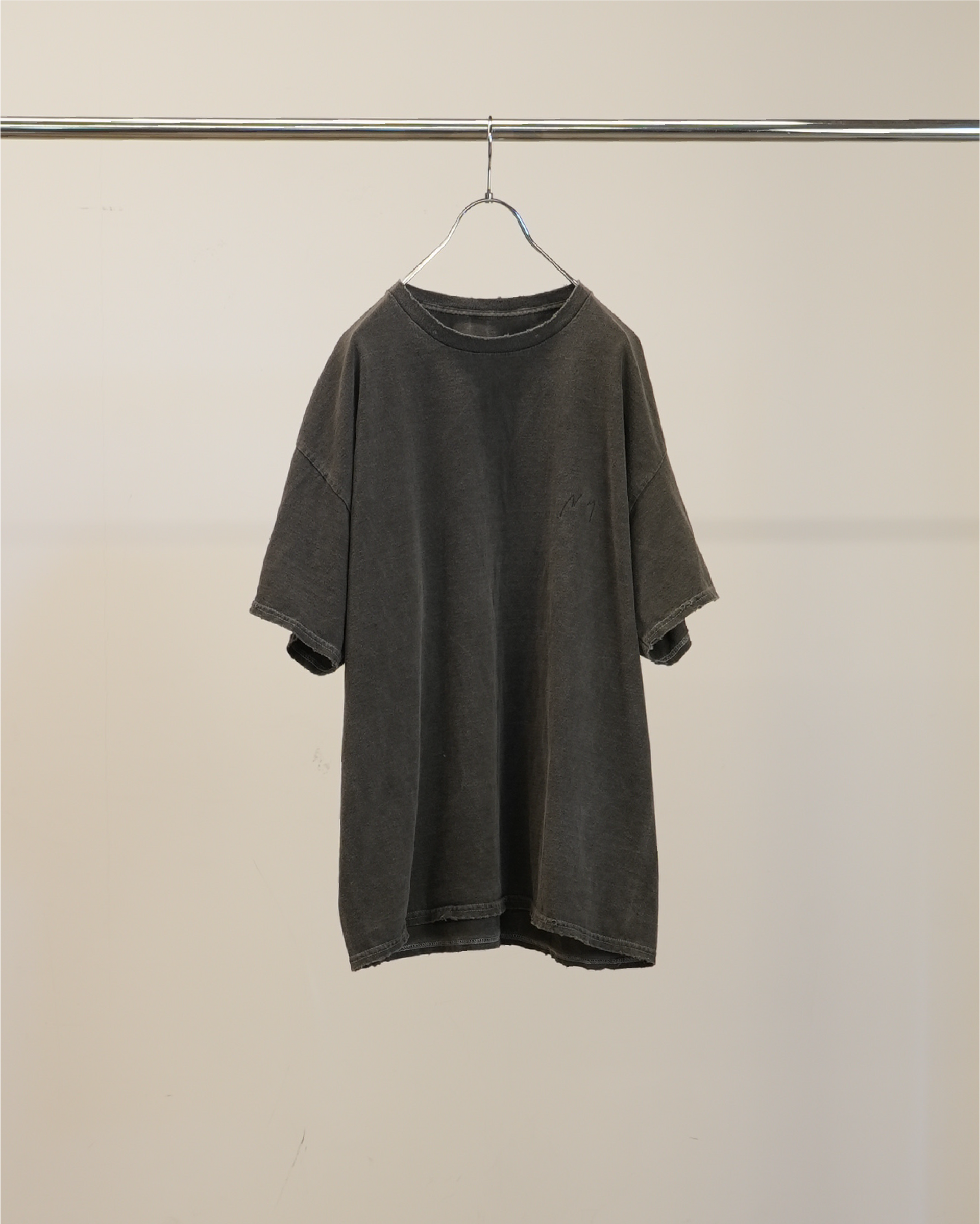 [ANCELLM] EMBROIDERY T-SHIRT - BLACK