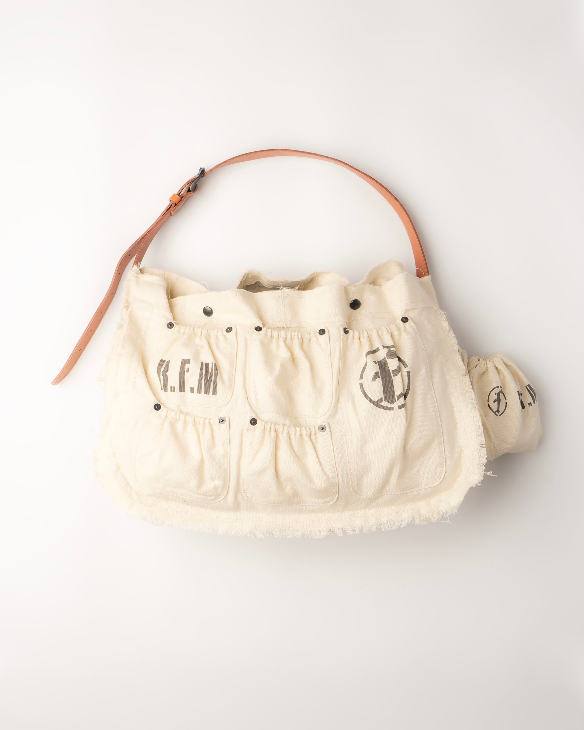 【REFOMED】REFOTPE SHOULDER BAG - ECRU