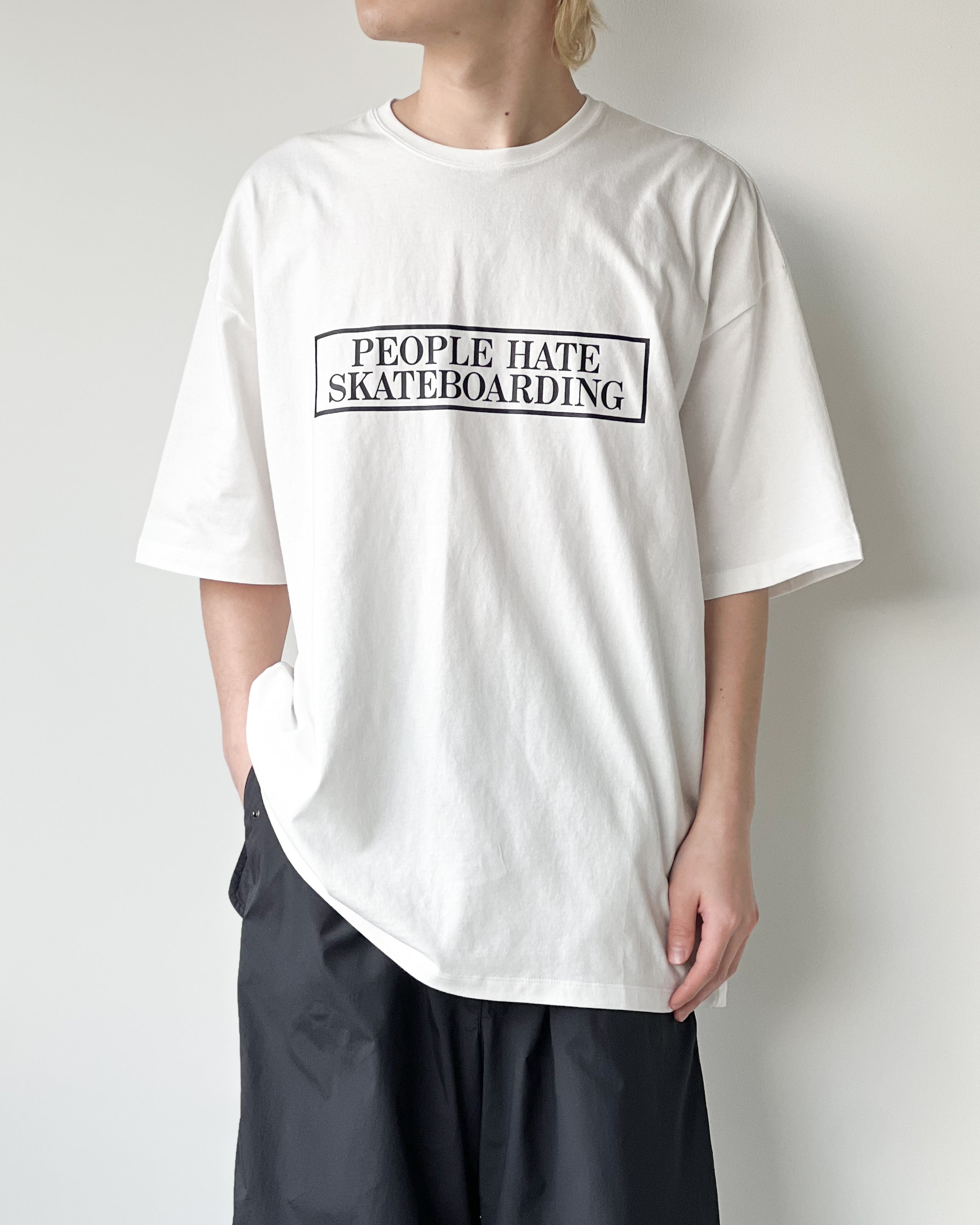 【TIGHTBOOTH】PEOPLE HATE SKATE T-SHIRT - WHITE