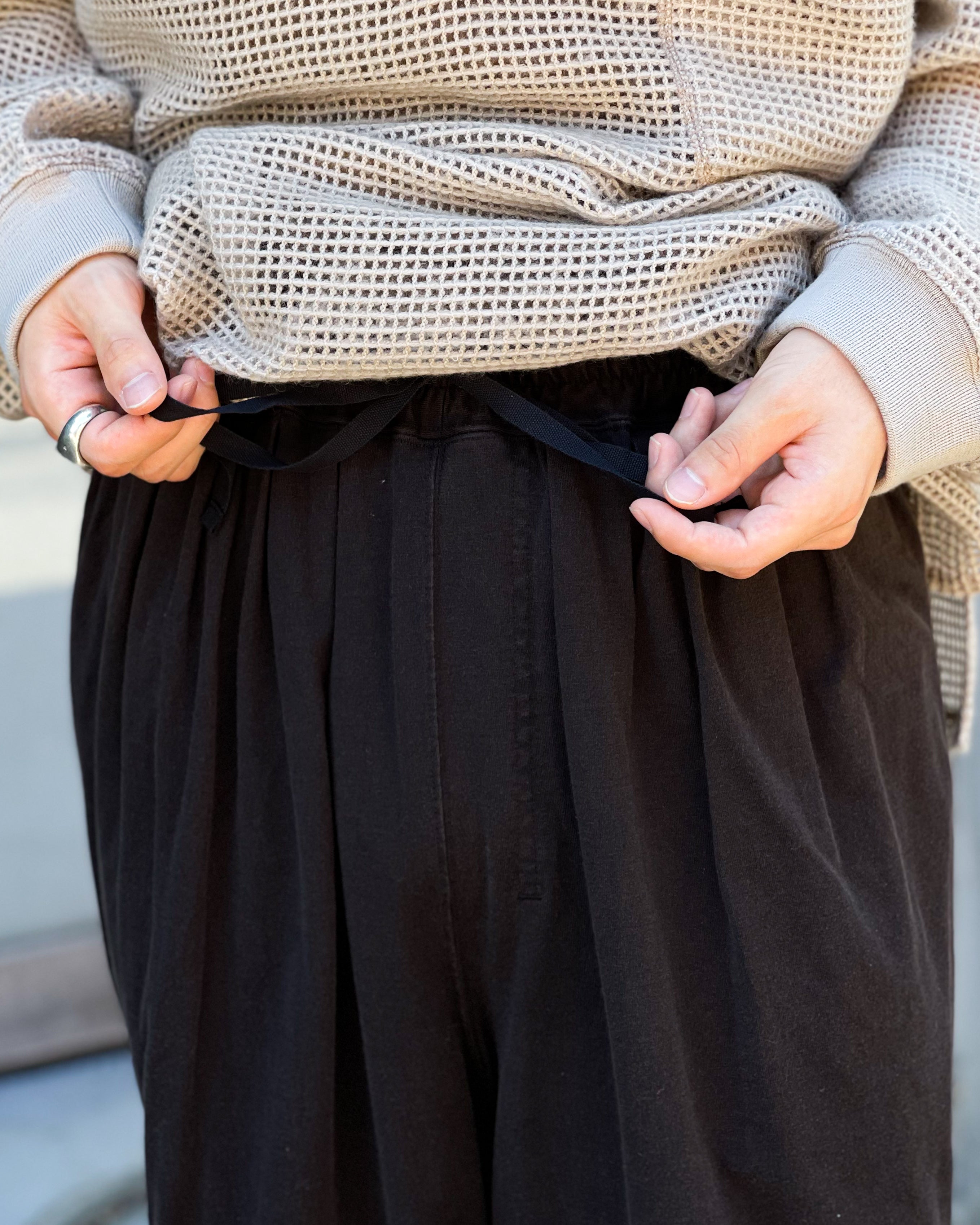 ANCELLM】DRAPE WIDE EASY CUT SLACKS - BLACK