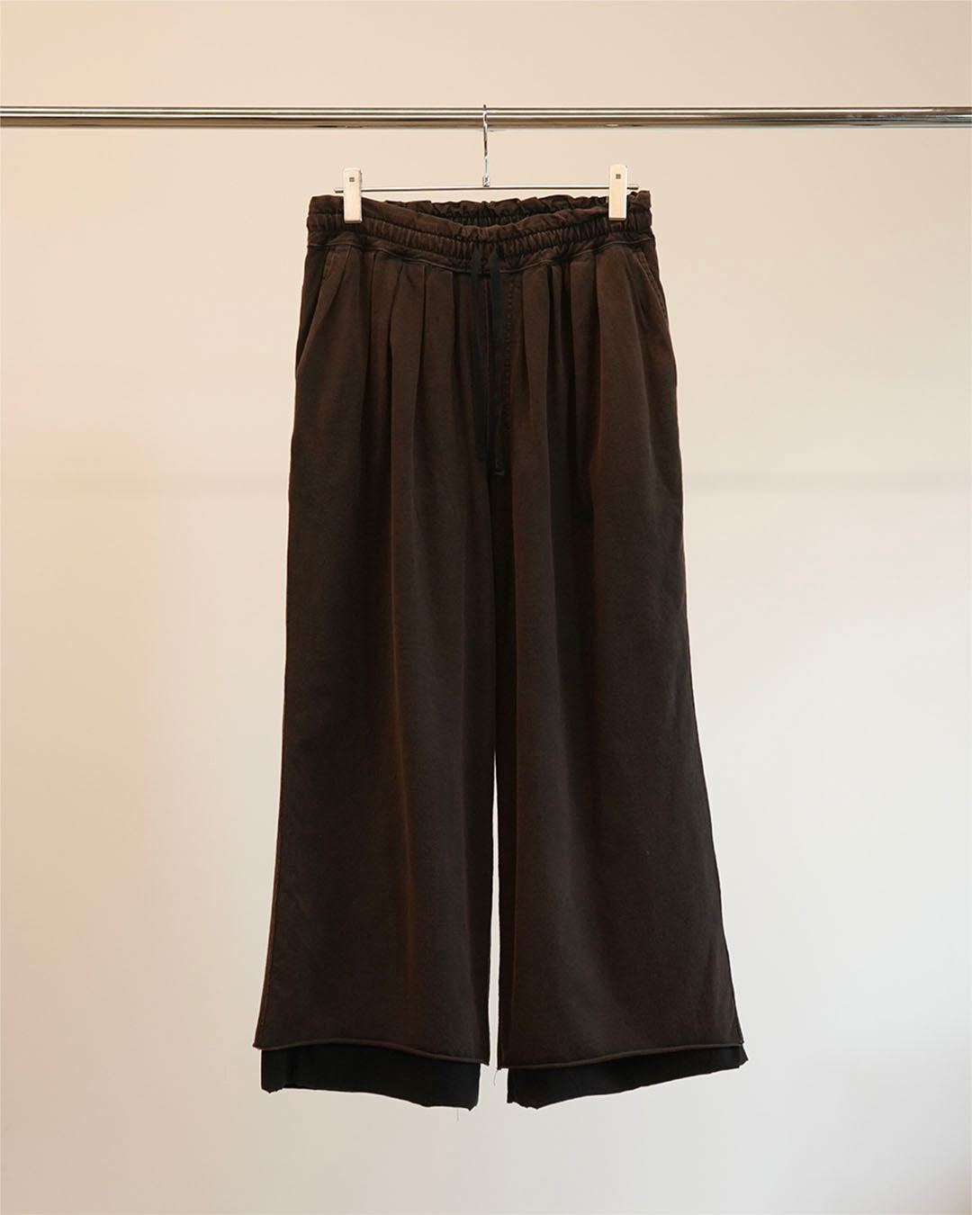 【ANCELLM】 FADED DRAPE WIDE EASY CUT SLACKS - BLACK