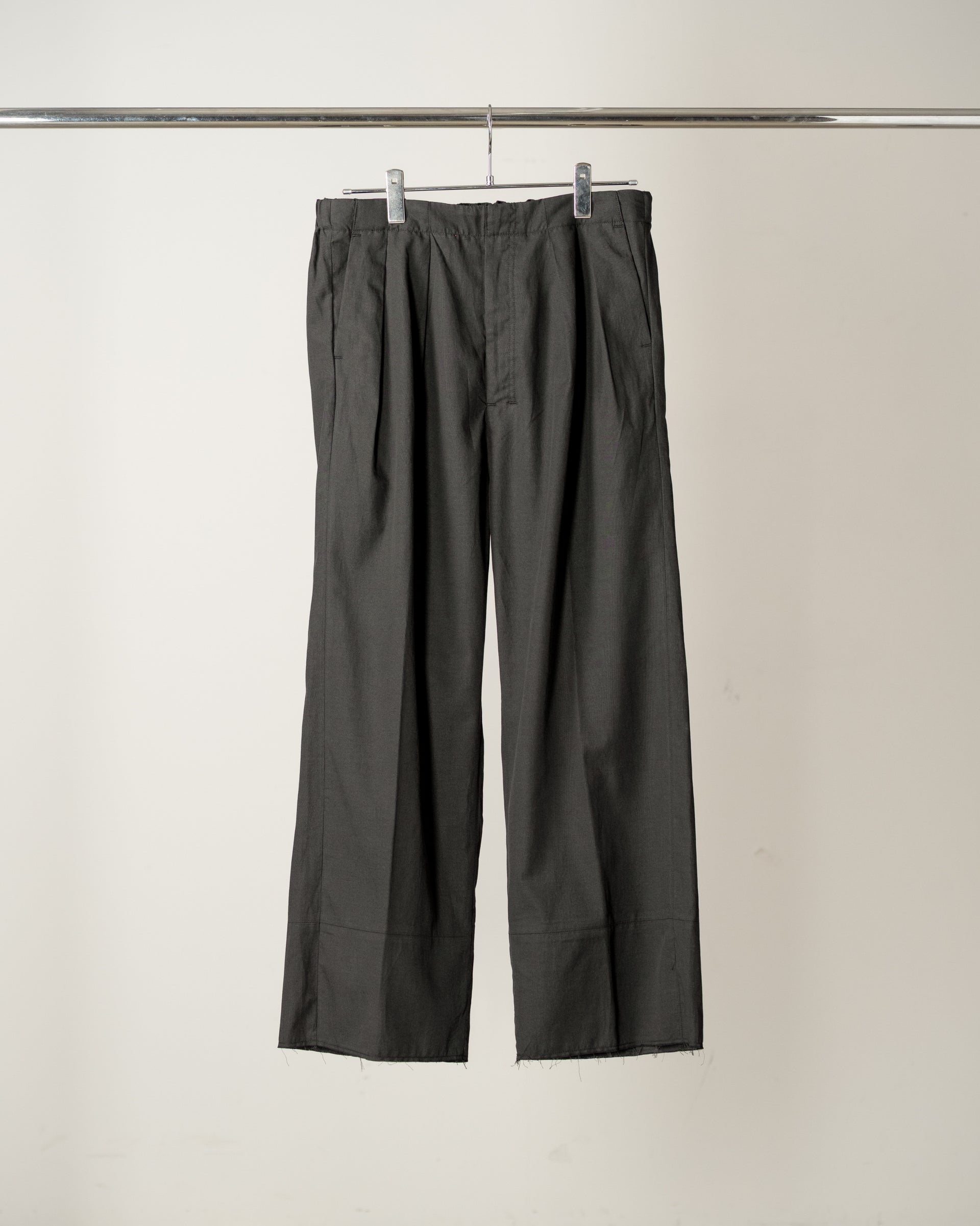 【ANCELLM】L/C TUCK EASY PANTS - BLACK