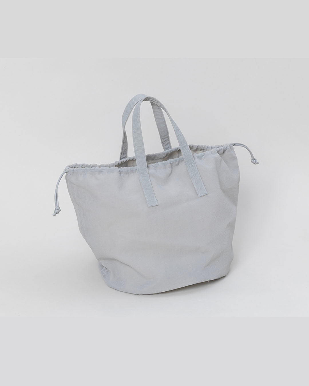 【ERA.】SHEER RIPSTOP HELMET BAG - GREIGE