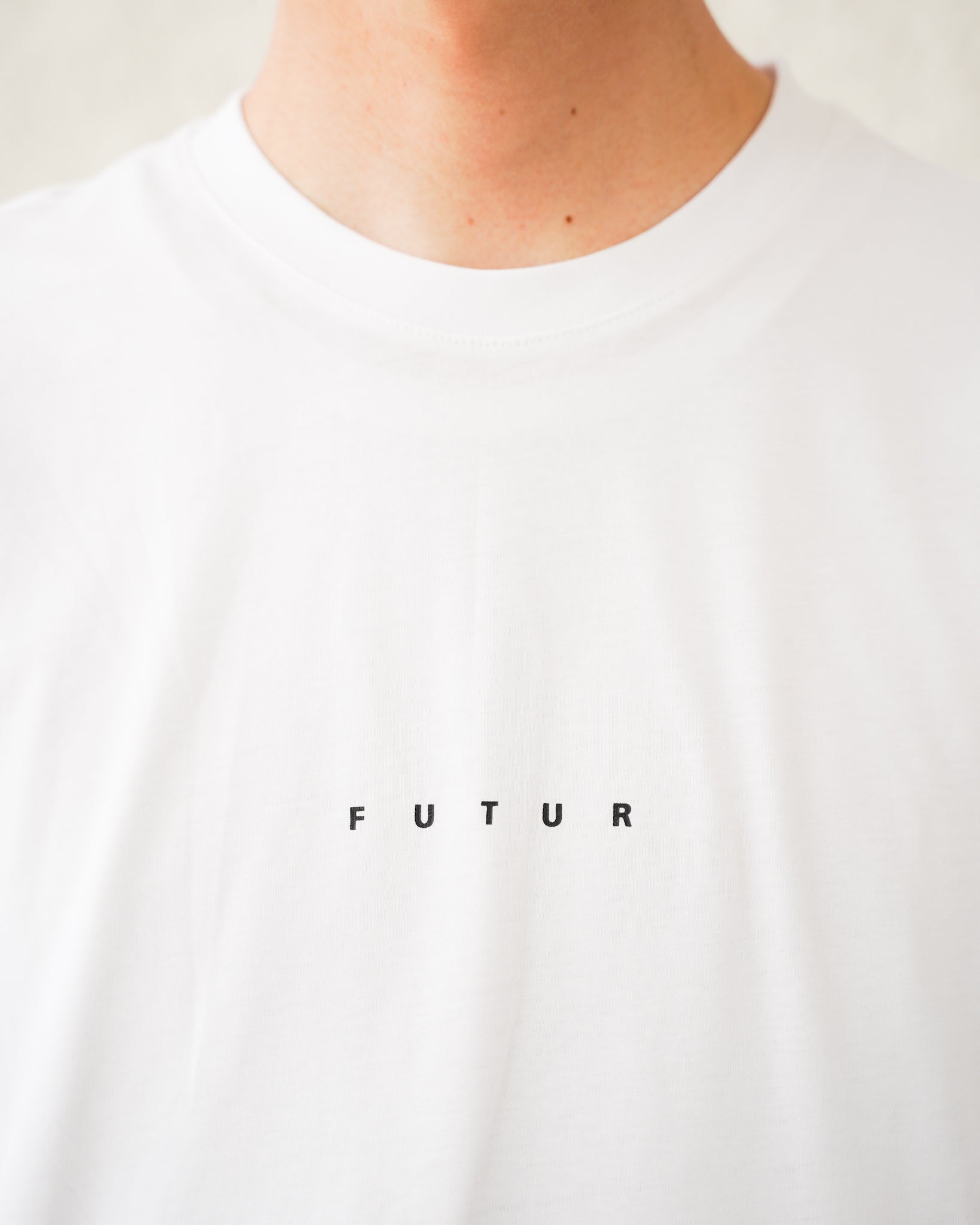 [FUTUR] CORE LOGO TEE - WHITE