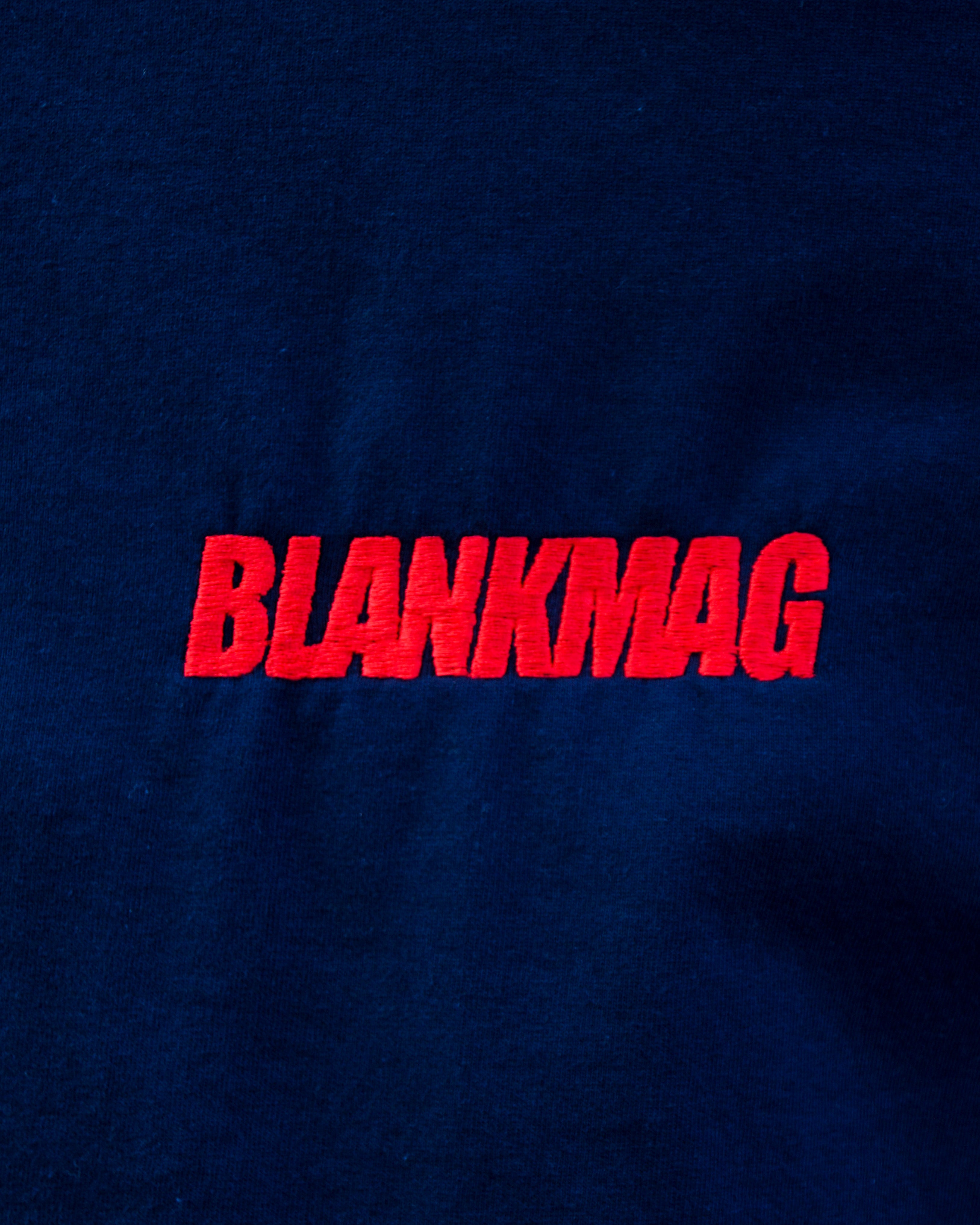 【BLANKMAG】PAN EXCLUSIVE BLANKMAG  LOGO EMB S/S TEE - NAVY