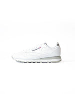 Load image into Gallery viewer, [REEBOK] CLASSIC LEATHER - WHITE

