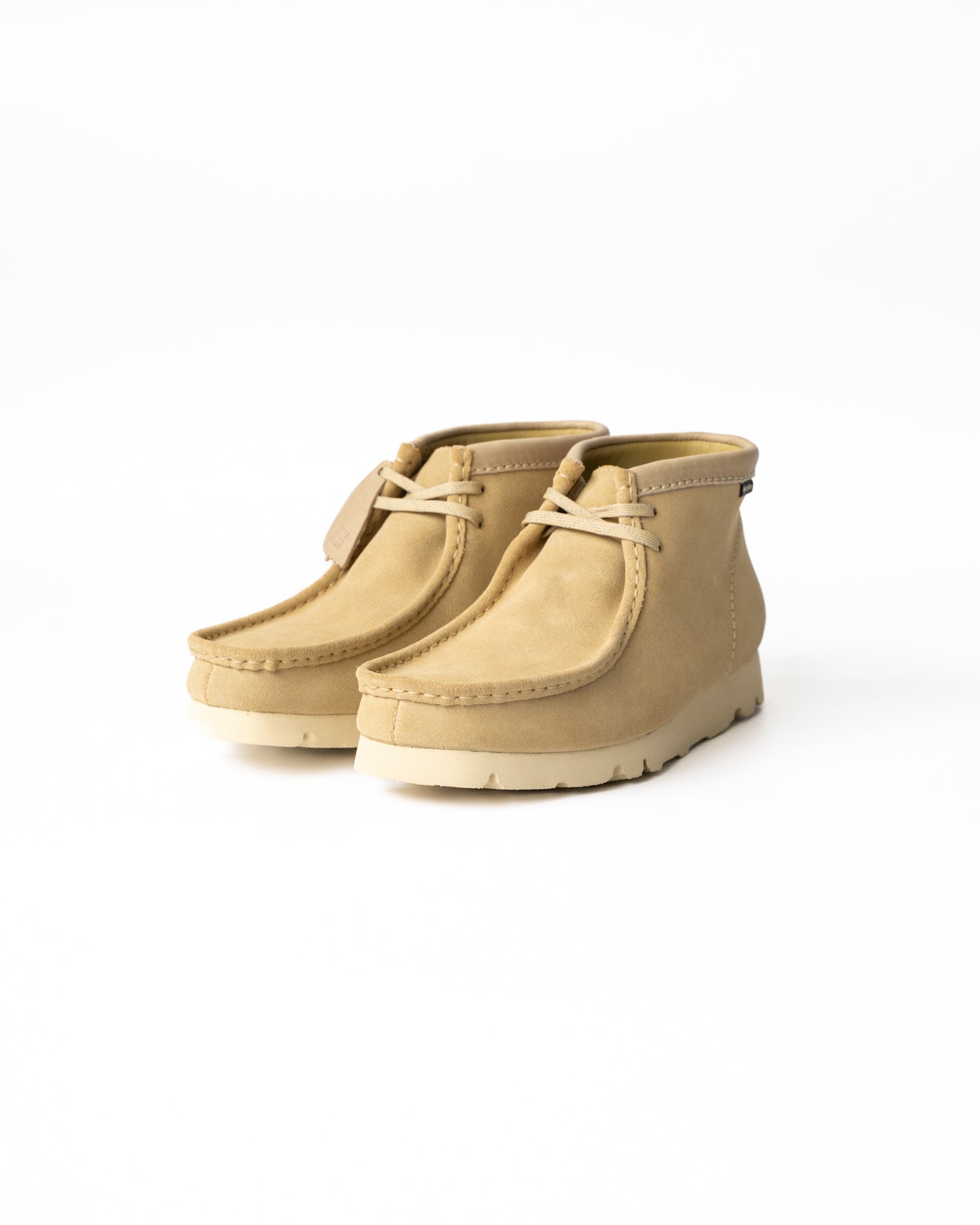 【CLARKS ORIGINALS】WALLABEEBT GTX - MAPLE SUEDE