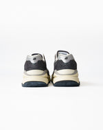 Load image into Gallery viewer, [NEW BALANCE] M5740VL1
